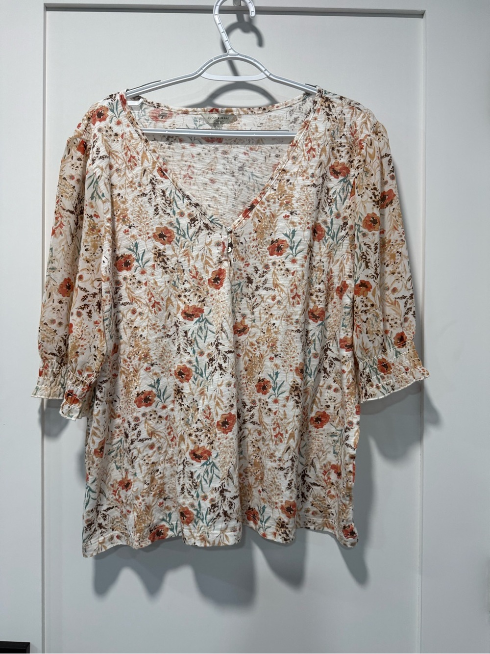 Lucky Brand Cream Floral V-Neck Blouse with Rust Flowers